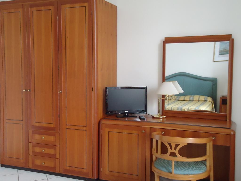 Albergo Roma Кашиана-Терме Номер фото