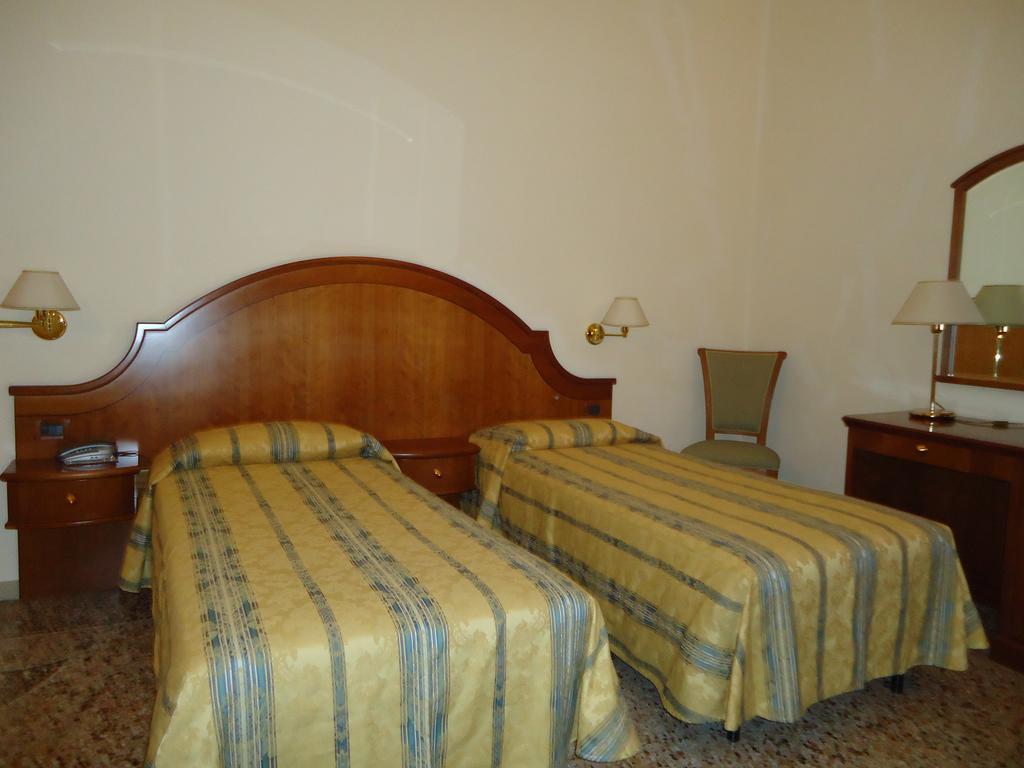 Albergo Roma Кашиана-Терме Номер фото